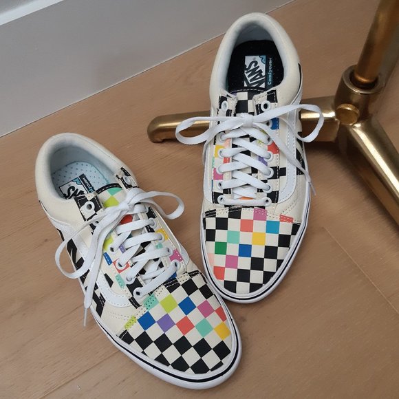 Vans Comfycush Old Skool -  Vans x MoMA - Skateboarding - M8.5/W10 - Picture 1 of 15